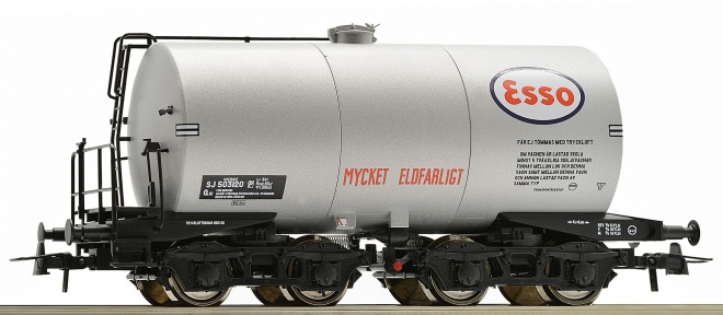 4 axle Tank car ESSO<br /><a href='images/pictures/Roco/229747.jpg' target='_blank'>Full size image</a>